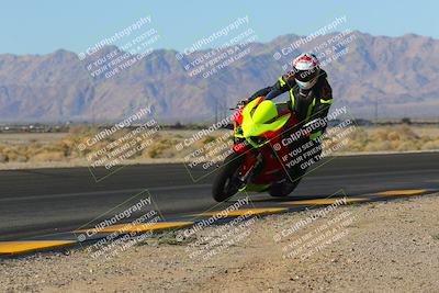 media/Dec-18-2022-SoCal Trackdays (Sun) [[8099a50955]]/Turn 4 Inside (10am)/